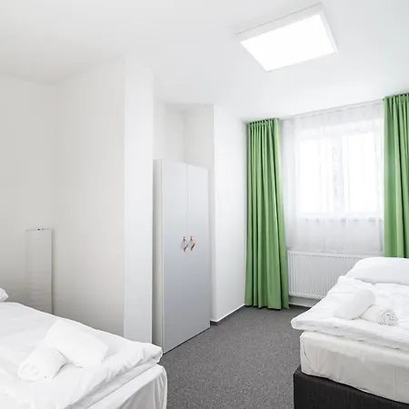 Garni Rousarka Bed & Breakfast *