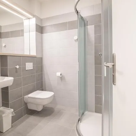 Garni Rousarka 3*