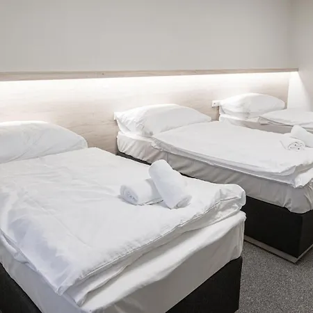 Garni Rousarka 3*