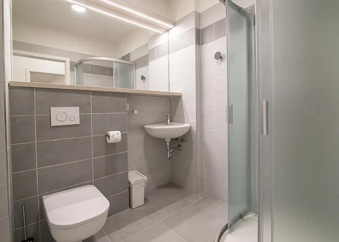 Garni Rousarka 3*