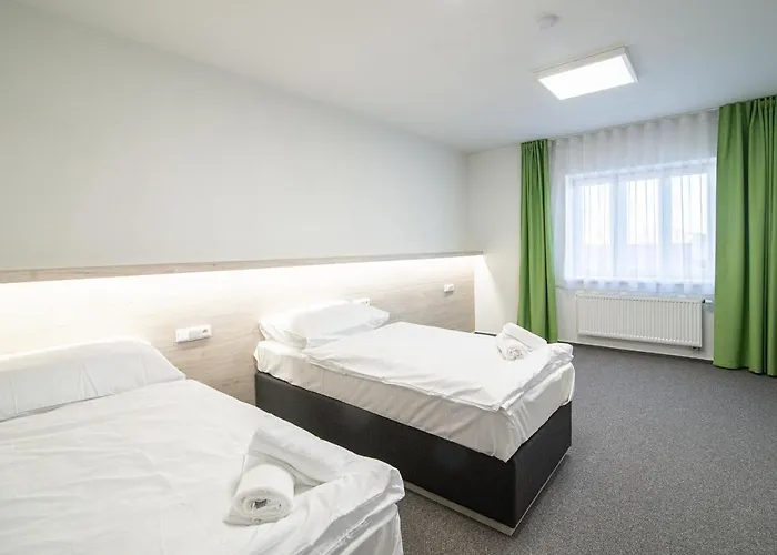 Alojamento de Acomodação e Pequeno-almoço Garni Rousarka 3*